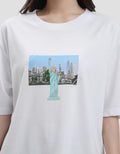 Suko Boyfriend Graphic Crop Kerah Bulat Kaos Wanita