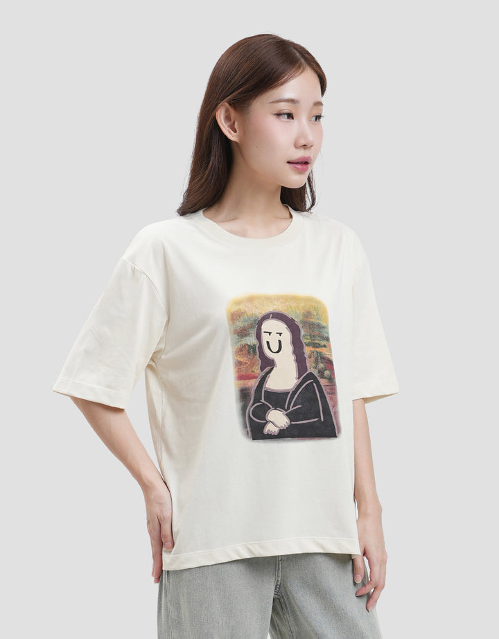 Suko Boyfriend Graphic Crop Kaos Lengan Pendek Wanita