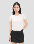 Suko Low Neck Curved Hem Kaos Crop Wanita
