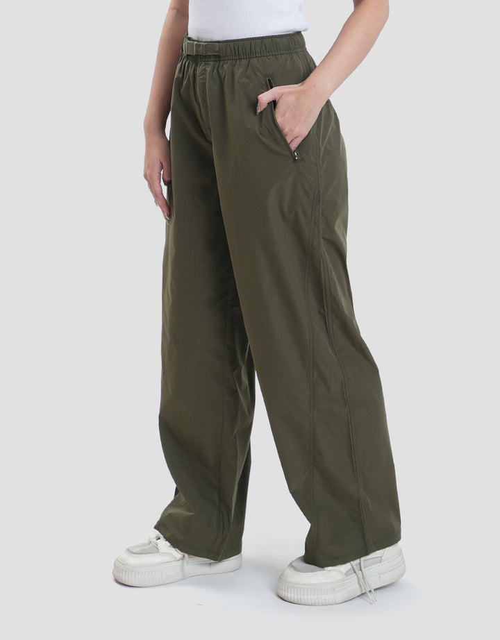 Suko Taslan-Belted Wide Leg Celana Panjang Wanita