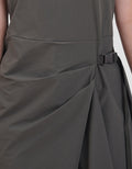 Suko Buckle Sleeveless Side Waist Buckle Gaun Midi Wanita