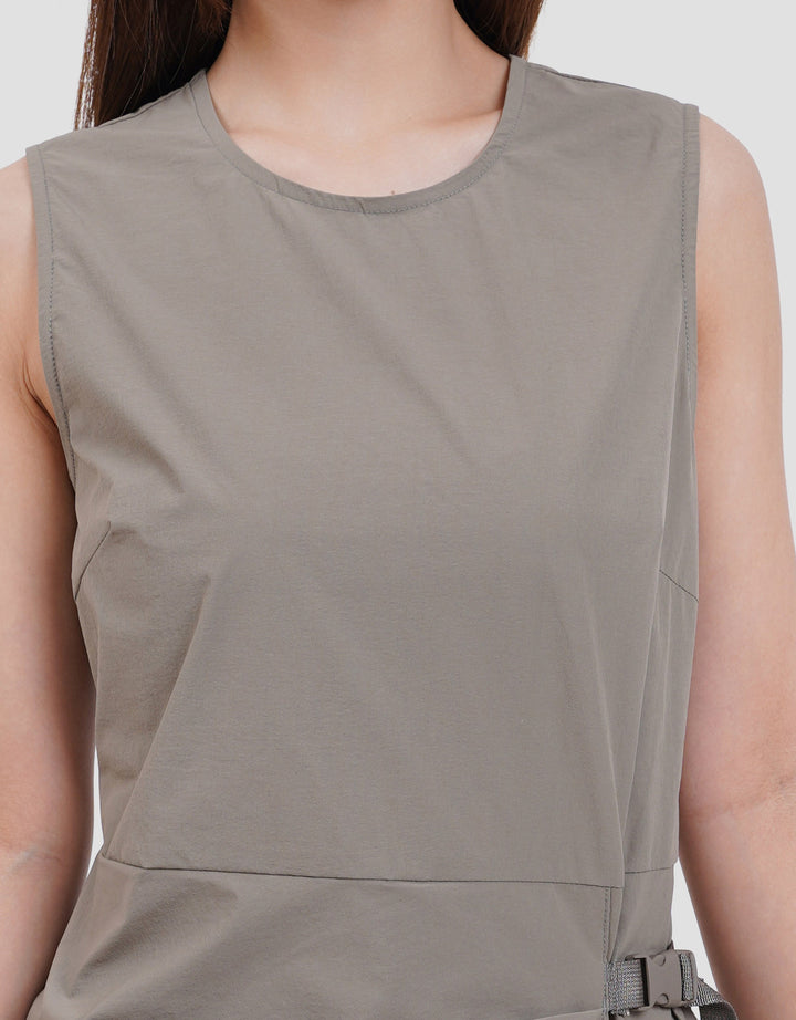 Suko Buckle Sleeveless Side Waist Buckle Gaun Midi Wanita
