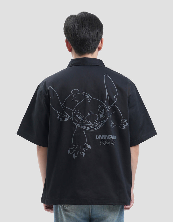 Disney Boxy Fit Stitch Backprint Kemeja Pria