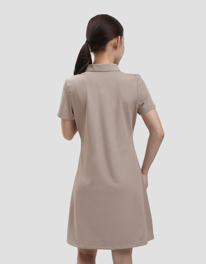 Suko Lengan Pendek Dress Sports Wanita