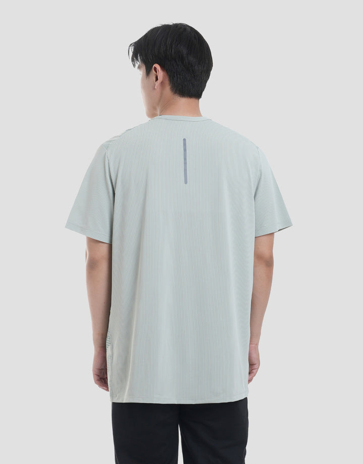 Suko Reflective Moisture Wicking Kaos Sport Pria