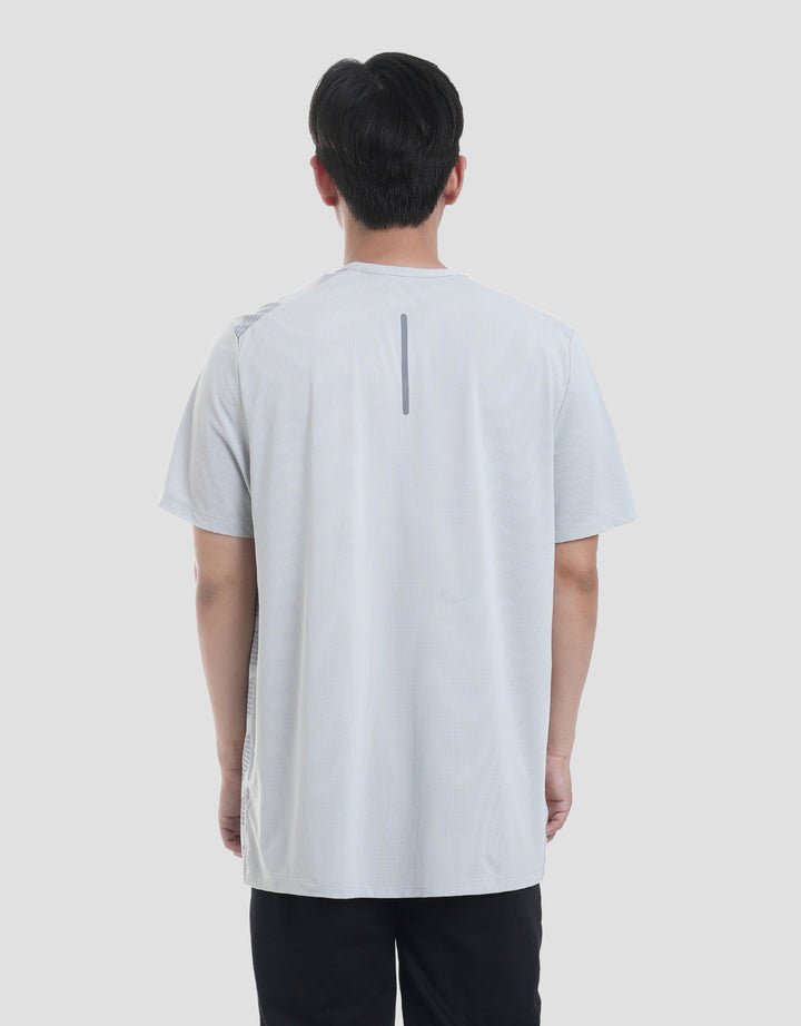 Suko Reflective Moisture Wicking Kaos Sport Pria