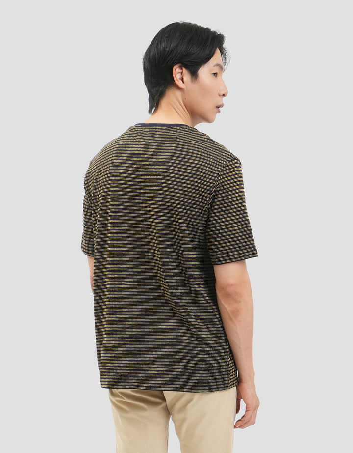 Cole Stripes Towel Texture Kaos Pria