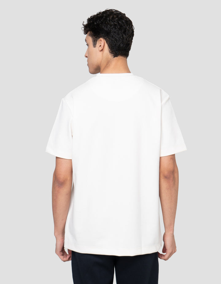 Cole Graphic Embro Running Stich Kaos Pria