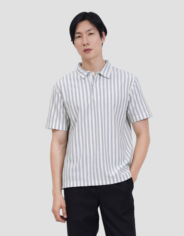 Cole Stripes Vertical Herringborn Pattern Smart Fit Kaos Polo Pria
