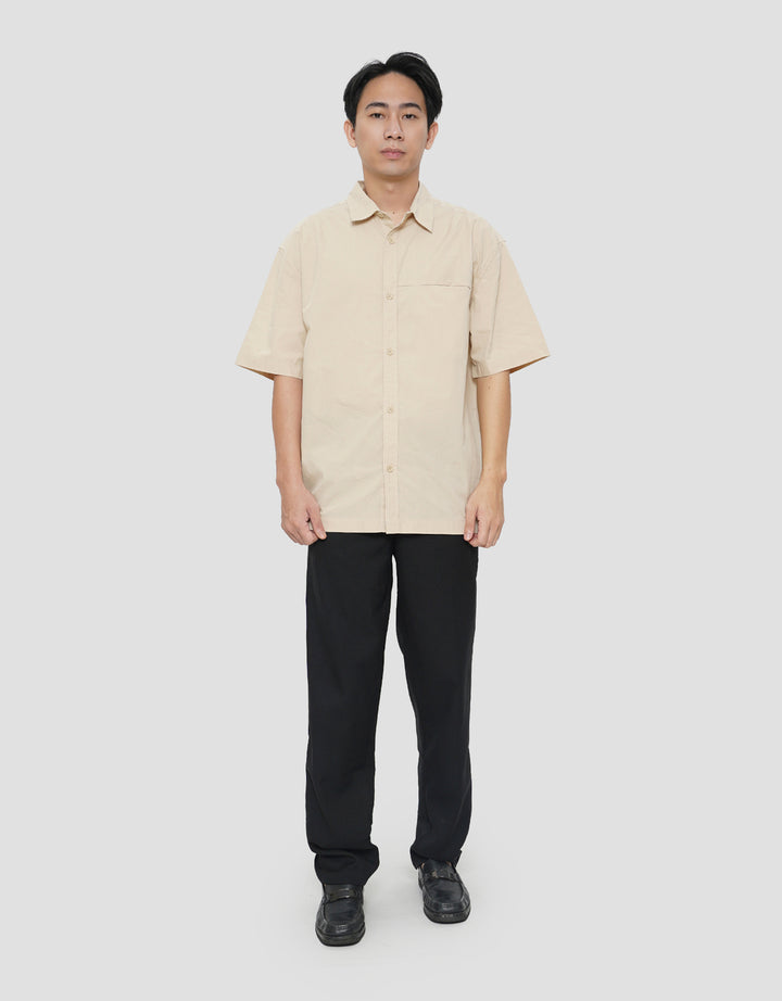 NEVADA BASIC LAFFER KEMEJA BOXY FIT PRIA
