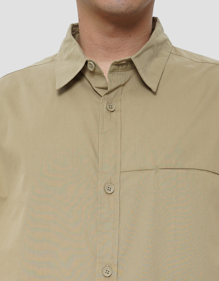 NEVADA BASIC LAFFER KEMEJA BOXY FIT PRIA