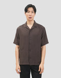Cole Camp Colar Regular Fit Stripe Kemeja Pria