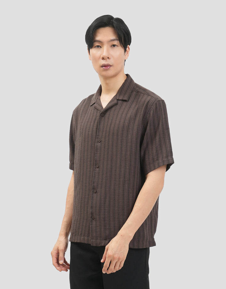 Cole Camp Colar Regular Fit Stripe Kemeja Pria