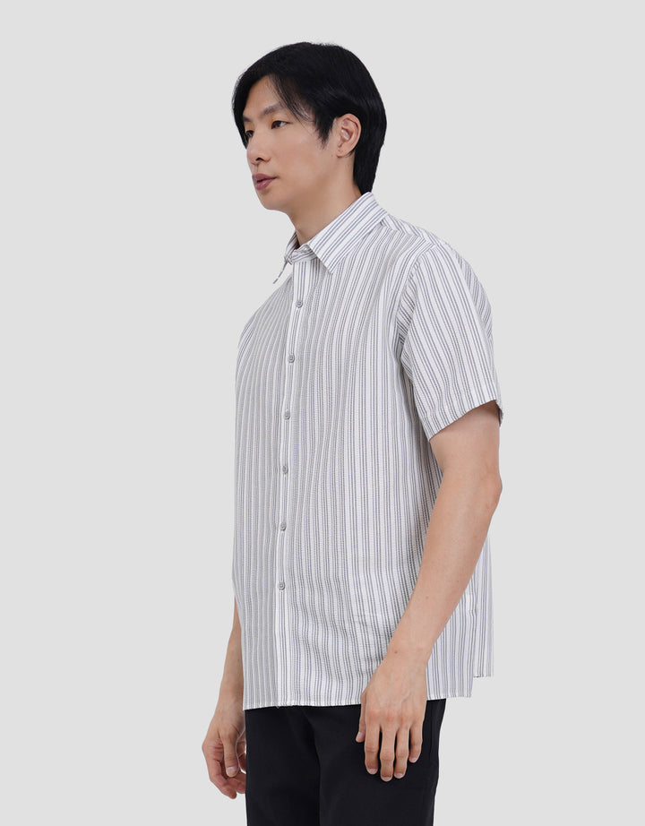 Cole Relax Sheer Sucker Stripe Kemeja Pria