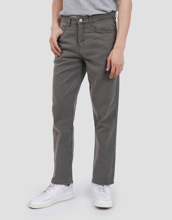 Cole Tappered Vector Celana Jeans Pria