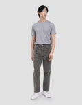 Cole Tappered Vector Celana Jeans Pria
