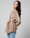 Expand Daisi Blouse Wanita