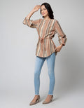 Expand Daisi Blouse Wanita