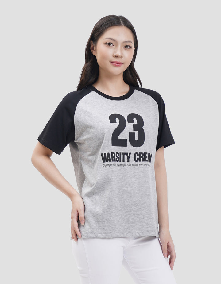 Nevada Raglan Varsity Crew Kaos Wanita