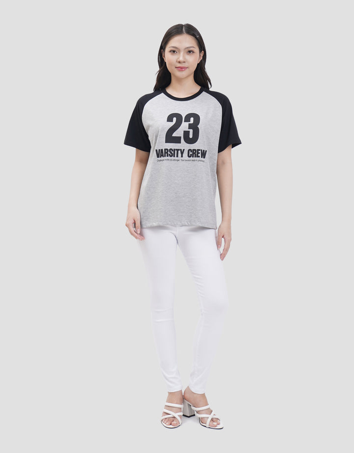 Nevada Raglan Varsity Crew Kaos Wanita