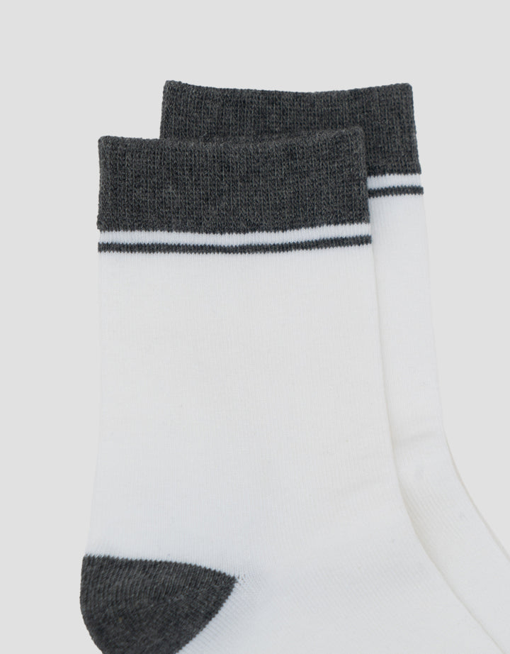 Nevada Quarter Plain Kaus Kaki Wanita
