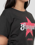 Character Supergirl Star Serut Samping Kaos Anak Perempuan