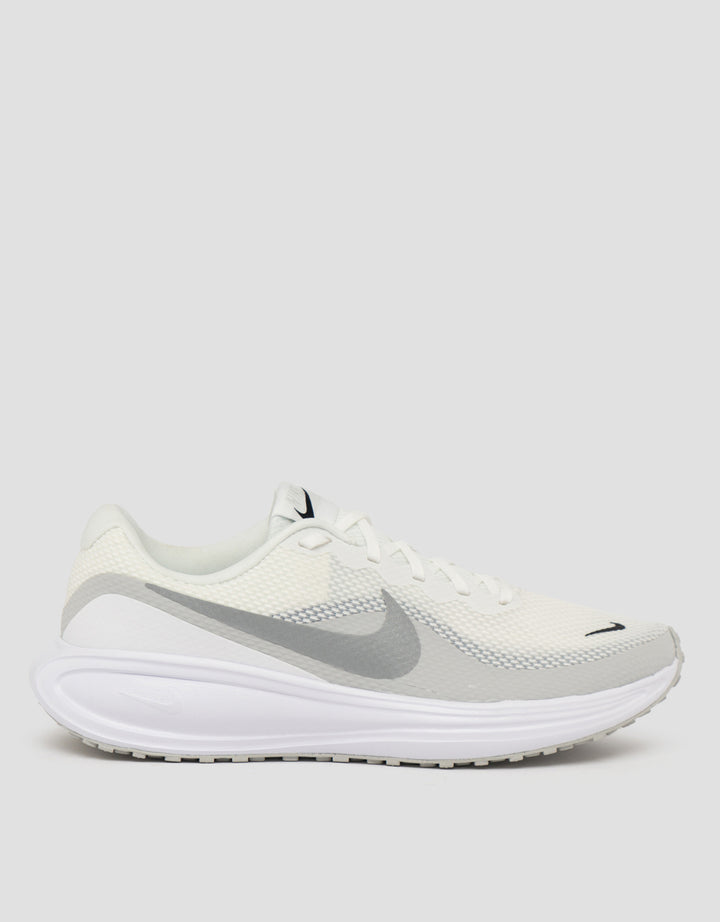 Nike Running Shoes Nike Revolution Pria