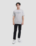 Cardinal Jeans Brand Print Kaos Lengan Pendek Pria