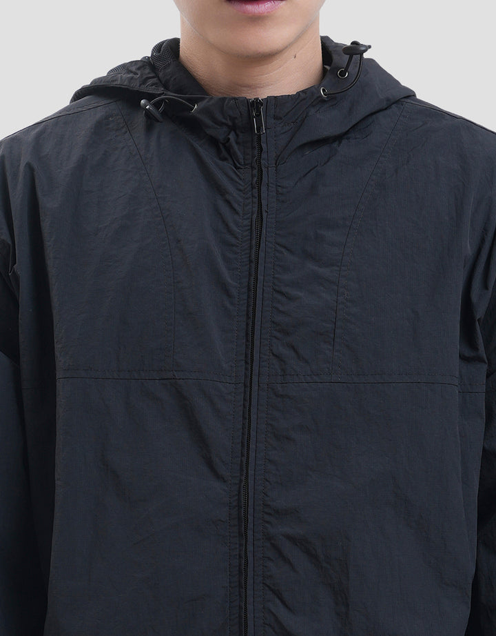 Nevada Regular Fit Cut And Sewn Zipper Jaket Pria