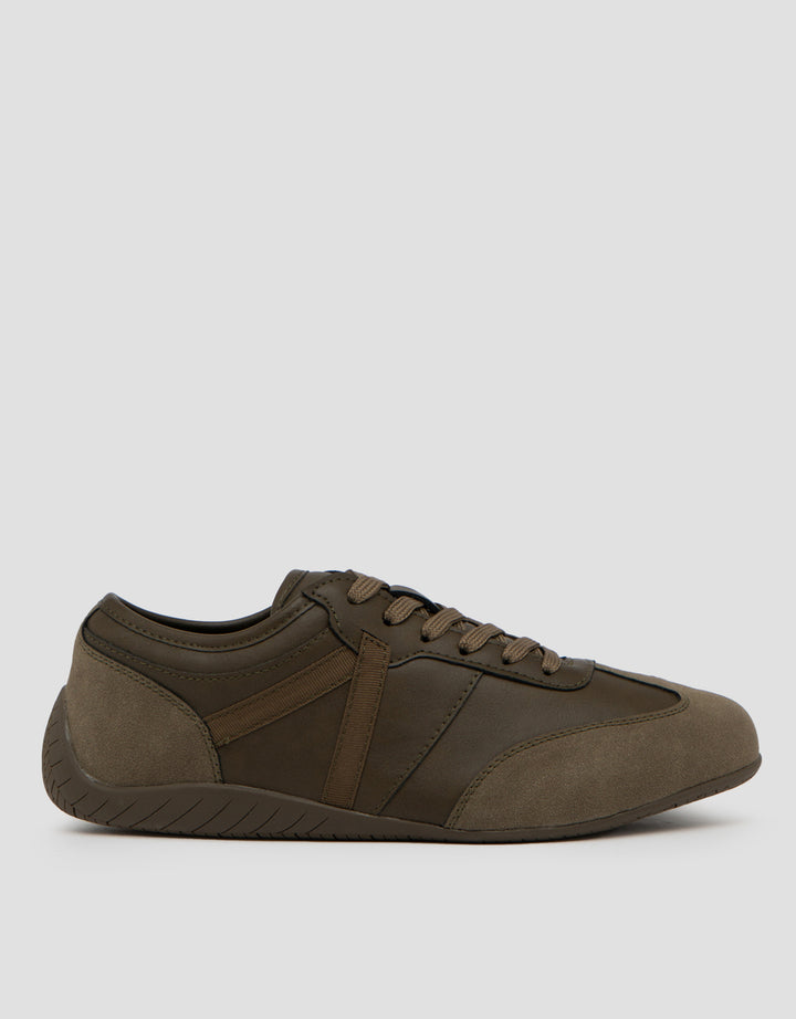 VOLO SEPATU SNEAKER VI-AP02 PRIA