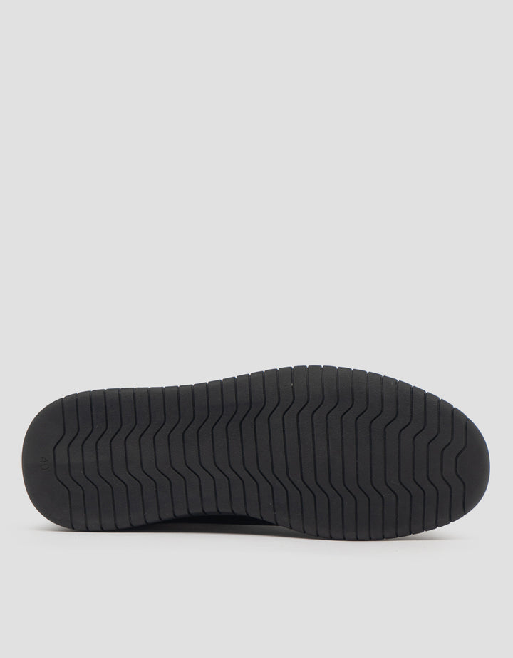 VOLO SEPATU SNEAKERS VI-AP03 PRIA
