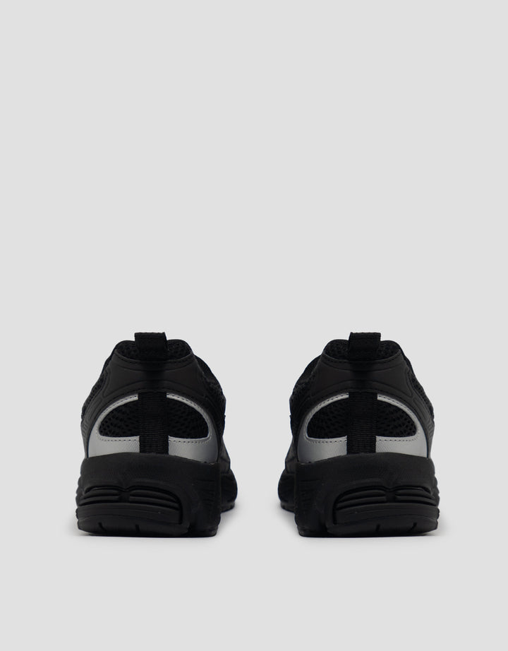 VOLO SEPATU SNEAKERS VI-RNR01 PRIA