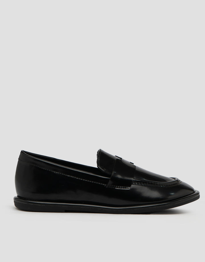 VOLO SLIP ON SEPATU YOKO WANITA