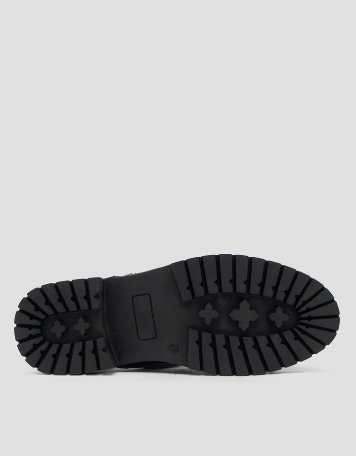 VOLO SLIP ON SEPATU YARA01 WANITA