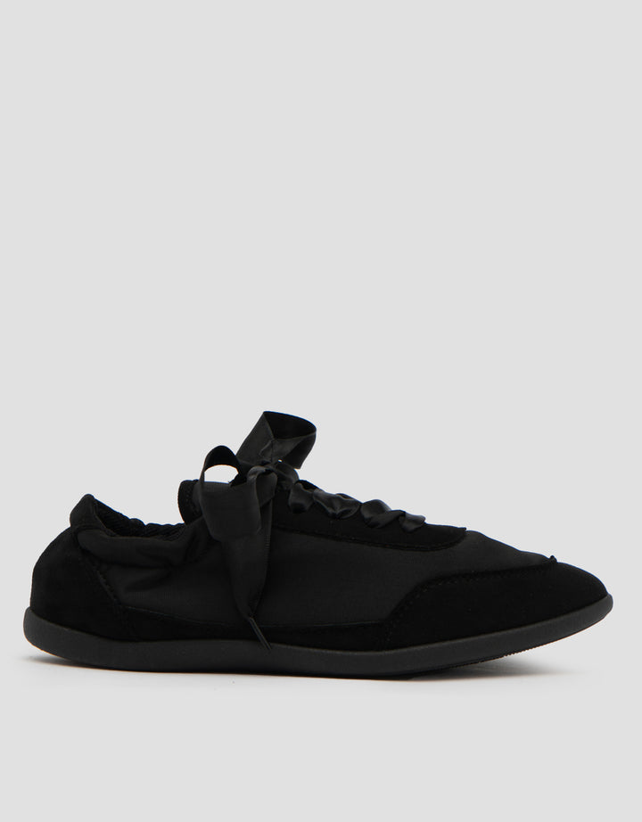 VOLO SEPATU SLIP ON SN-LIV01 WANITA