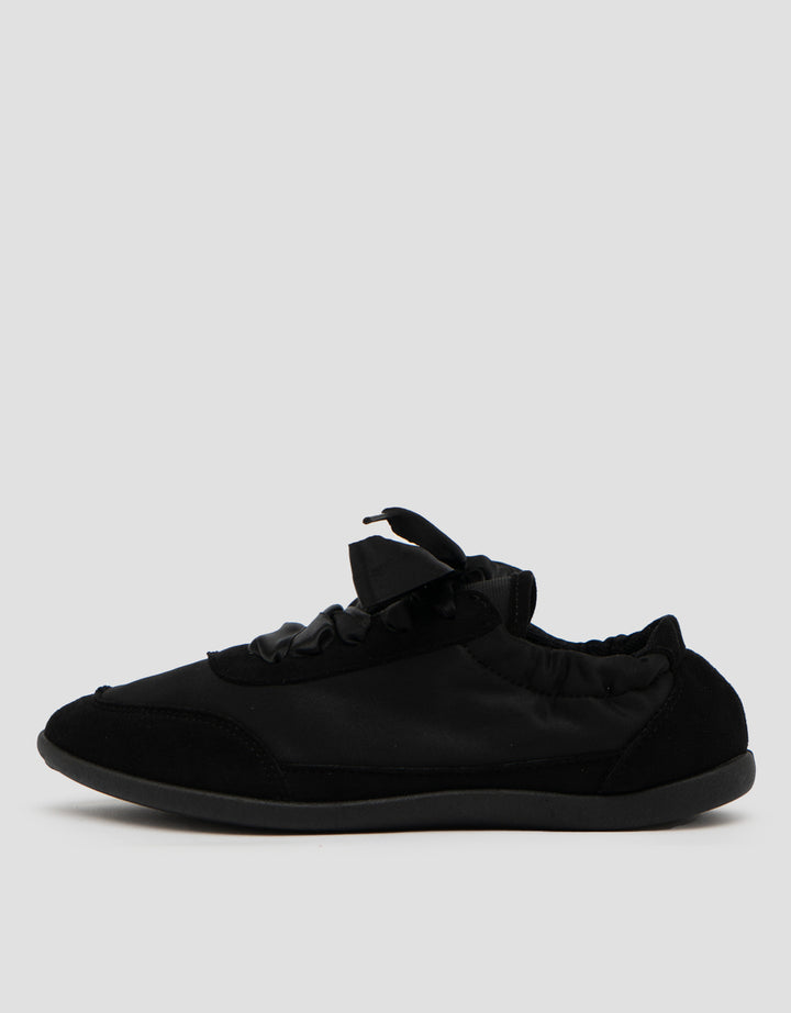 VOLO SEPATU SLIP ON SN-LIV01 WANITA