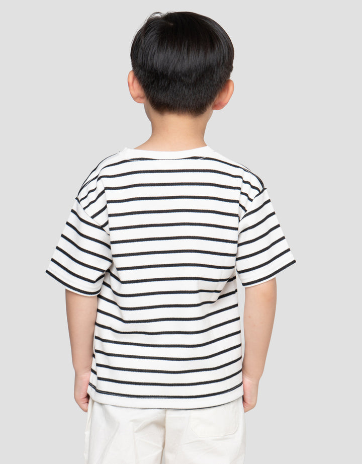 Little M Tex Print Kaos Oversize Anak Laki-laki