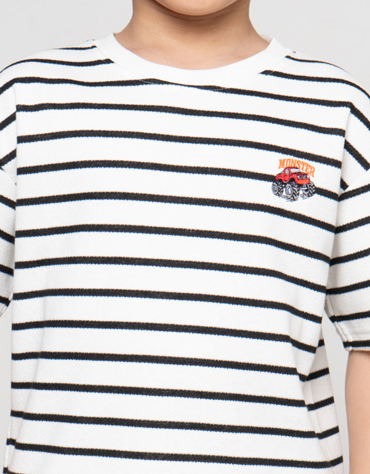 Little M Tex Print Kaos Oversize Anak Laki-laki