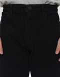 NEVADA CELANA PENDEK JEANS PRIA