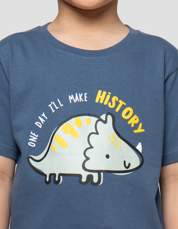 LITTLE M TRICERATOR HISTORY KAOS ANAK LAKI-LAKI