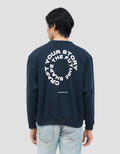 NEVADA BOXY FIT WORDING SWEATER PRIA