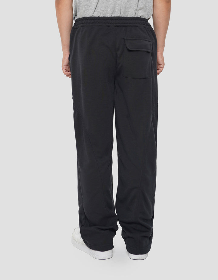 NEVADA CELANA JOGGER PRIA