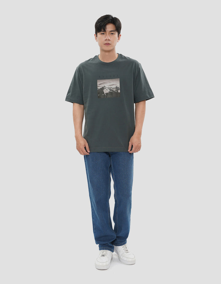 COLE MONOCROME GRAPHIC KAOS PRIA