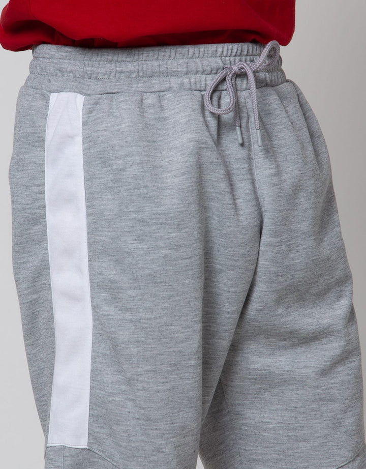American Jeans Celana Pendek With Side Stripe