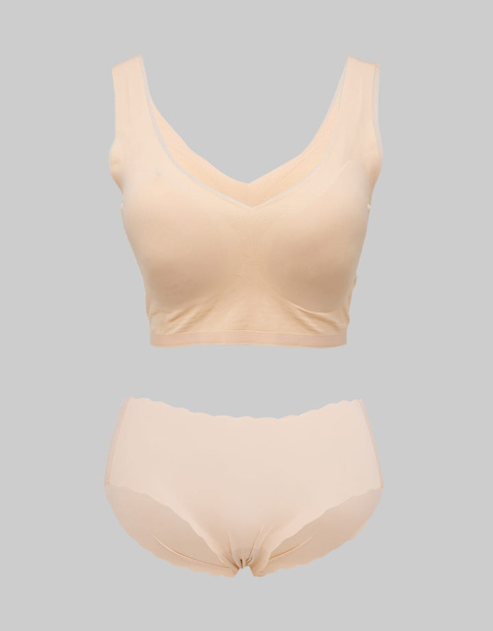 Cynthia Michelle Airy Bra In Translucent