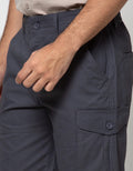 Details Short Pants Zipper Pacth Pocket