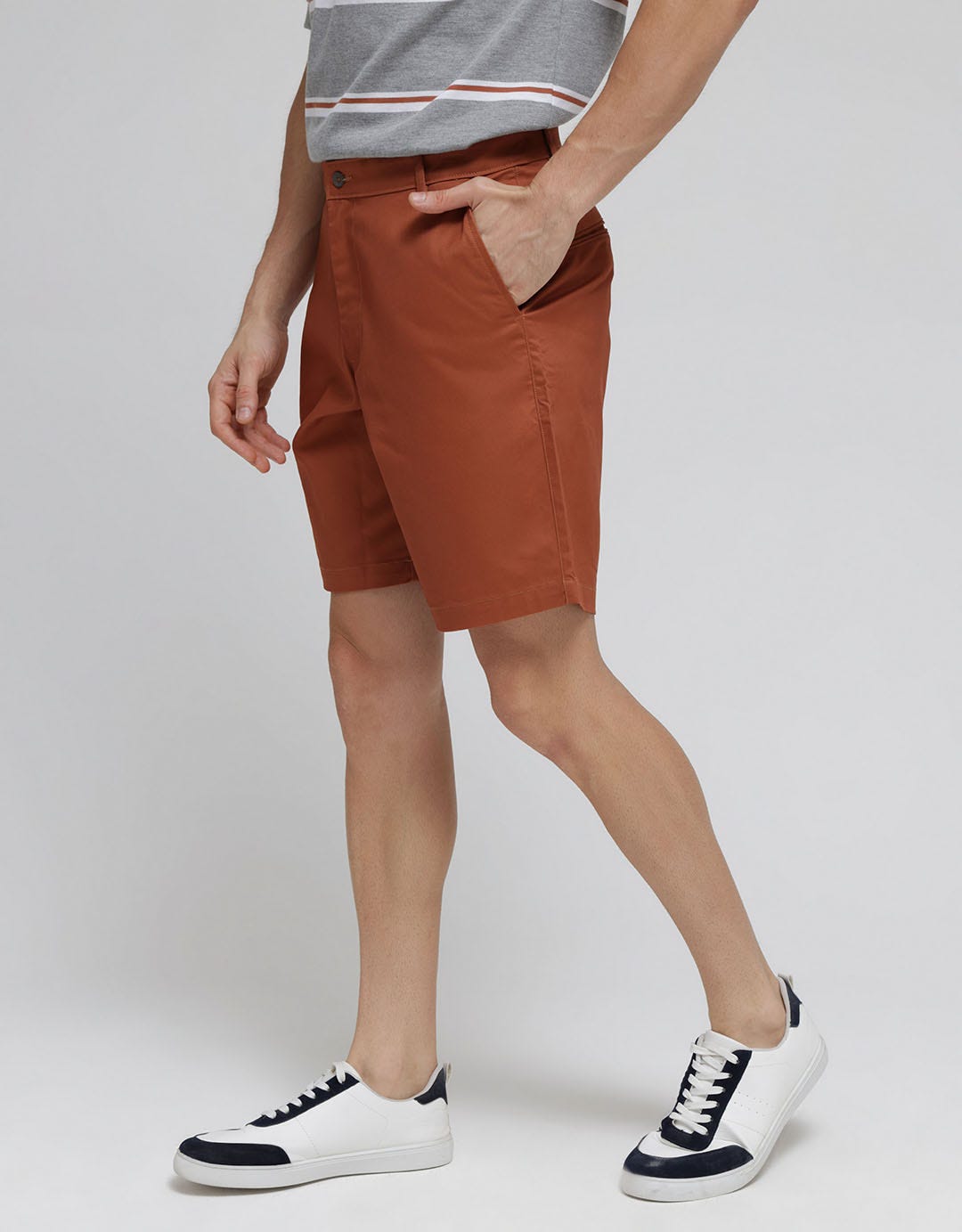 MOC Celana Pendek Casual Kortez