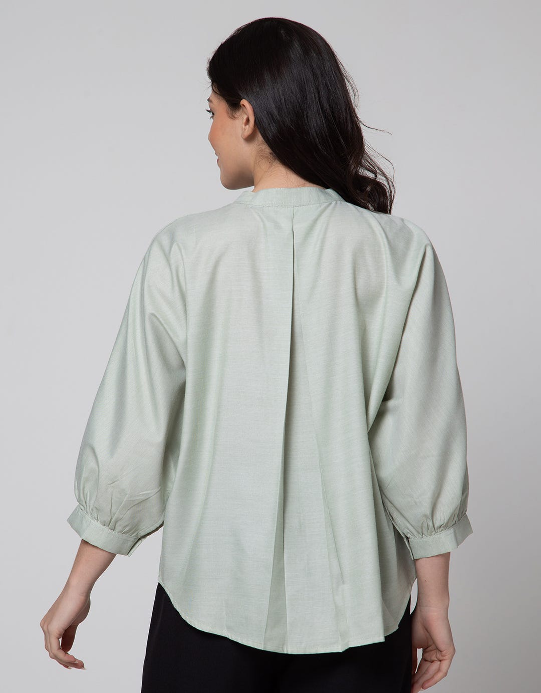 Details Shanghai Collar Blouse Wanita
