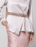 Cardinal Femme Gamis Lipit Asimetris