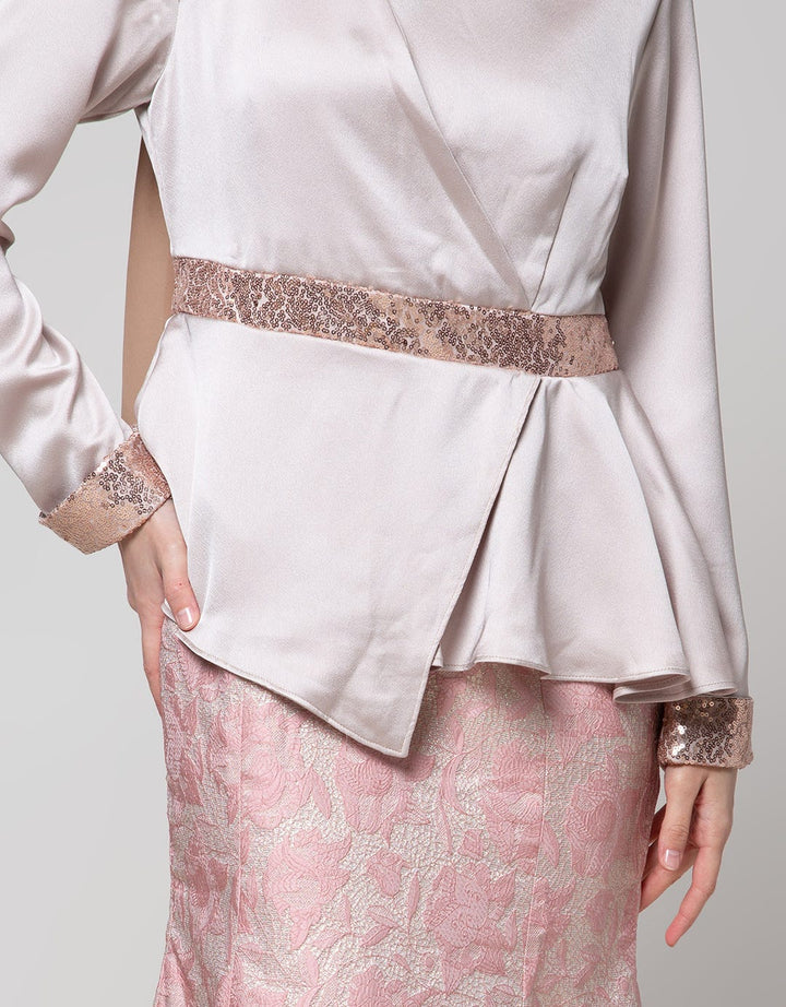 Cardinal Femme Gamis Lipit Asimetris